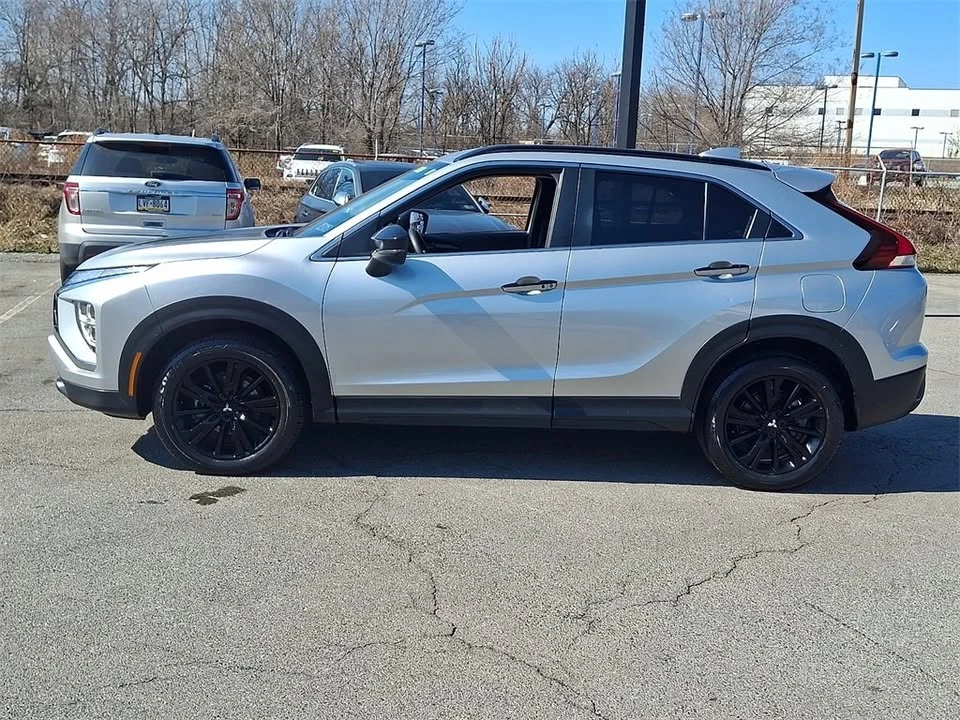 2024 Mitsubishi Eclipse Cross - Image 10 of 19