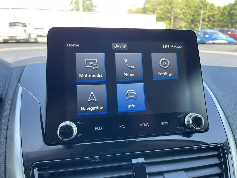 2024 Mitsubishi Eclipse Cross - Image 9 of 19