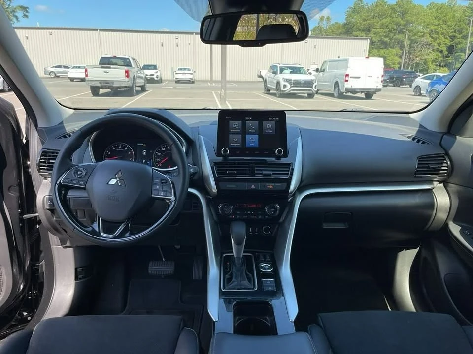 2024 Mitsubishi Eclipse Cross - Image 7 of 19