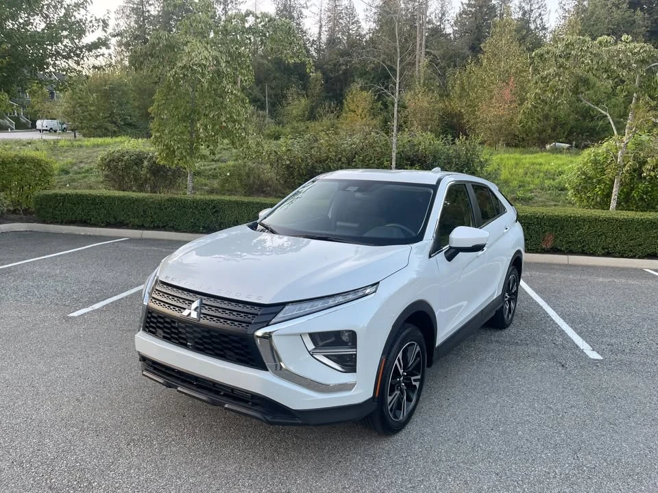 2024 Mitsubishi Eclipse Cross - Image 3 of 16