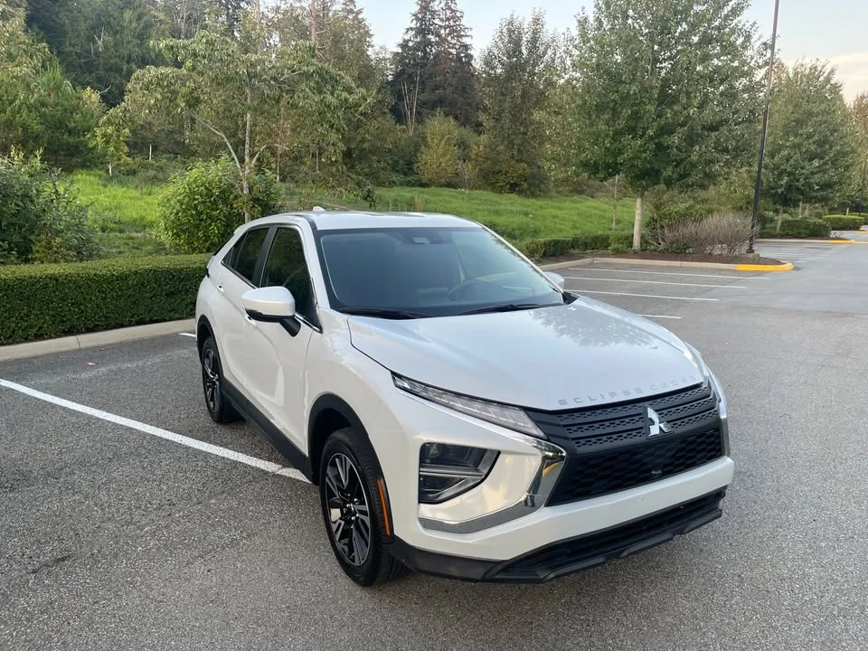 2024 Mitsubishi Eclipse Cross - Image 2 of 16