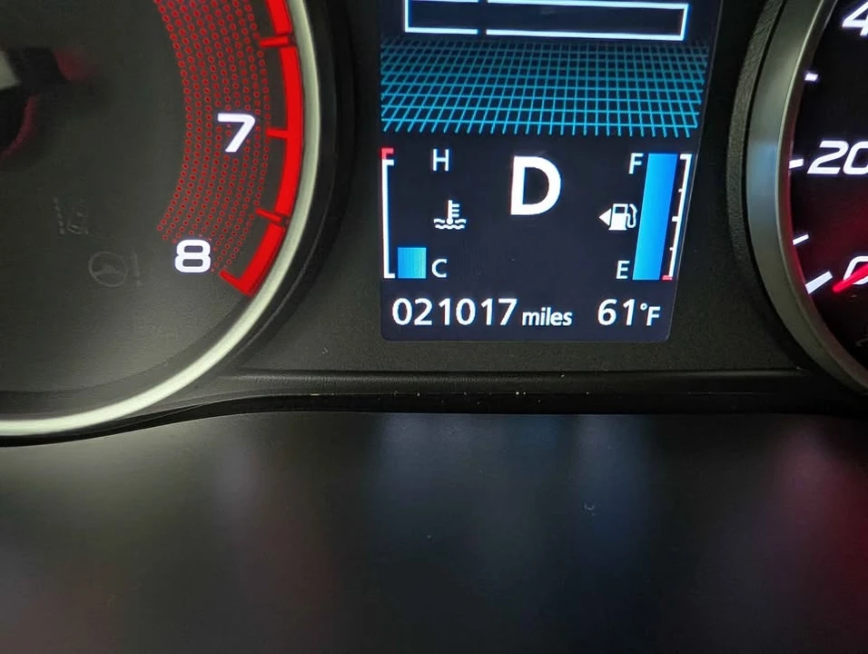 2024 Mitsubishi Eclipse Cross - Image 14 of 19