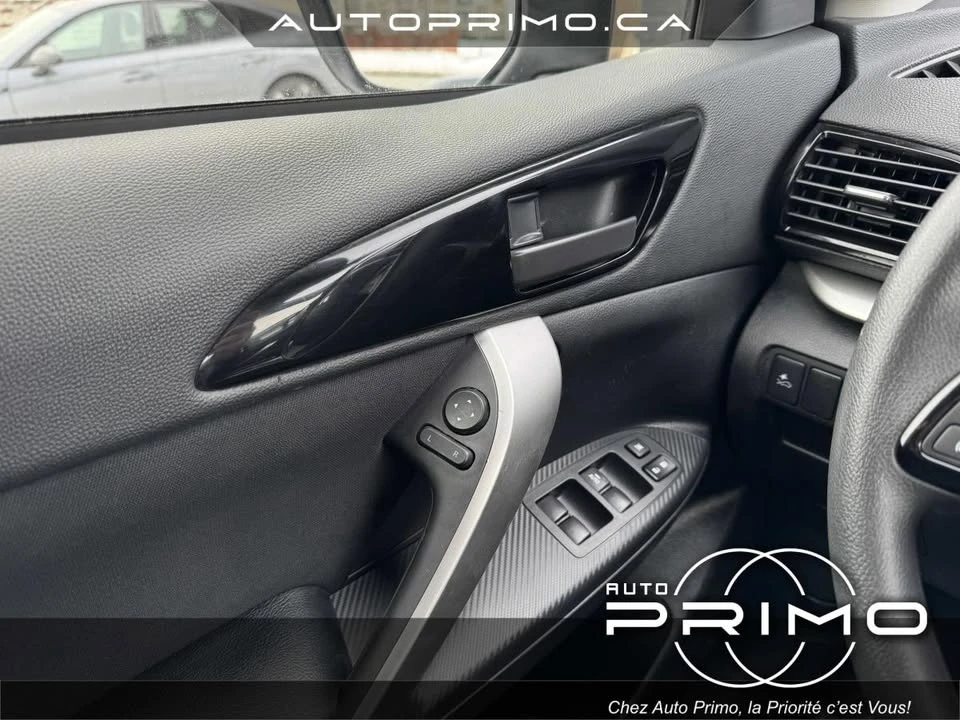 2024 Mitsubishi Eclipse Cross - Image 12 of 20