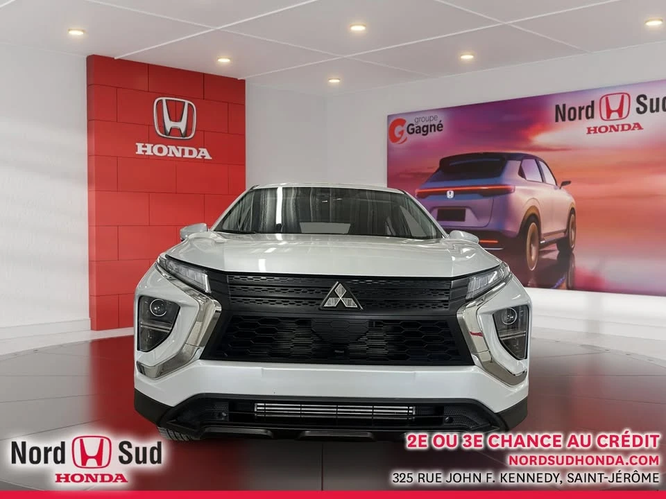 2024 Mitsubishi Eclipse Cross - Image 2 of 10