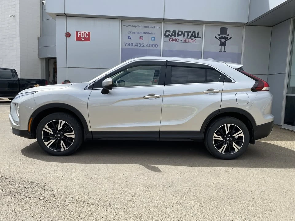 2024 Mitsubishi Eclipse Cross - Image 2 of 10