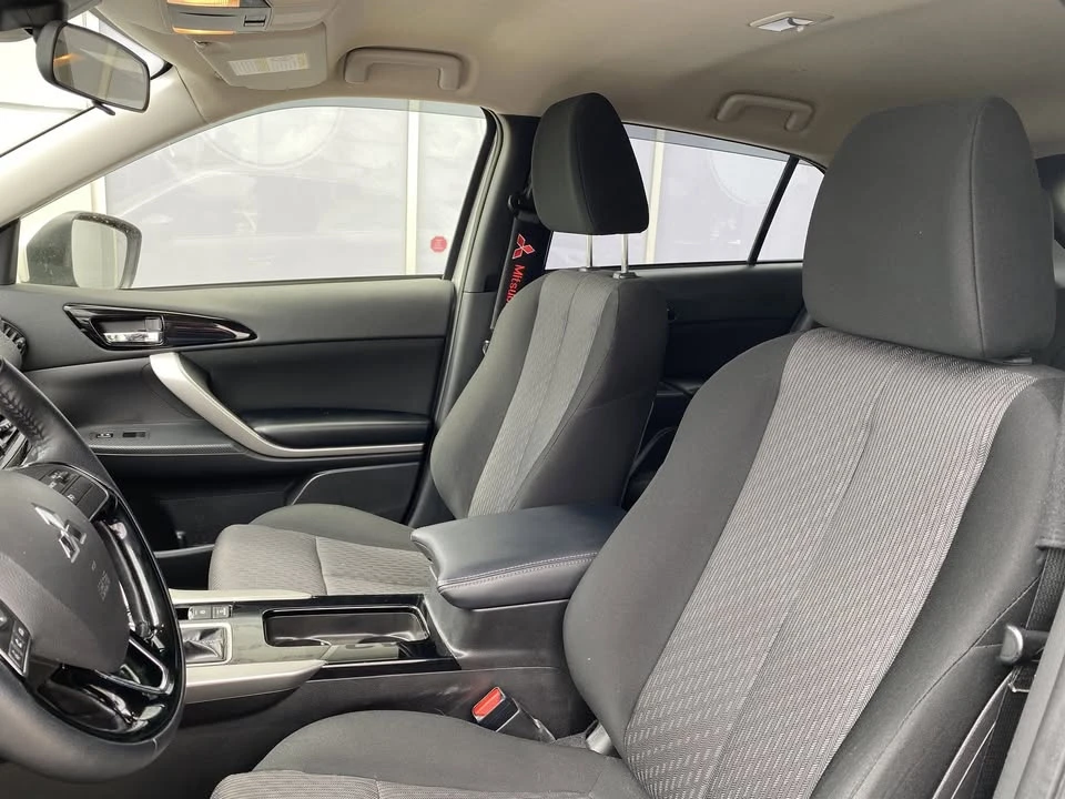 2024 Mitsubishi Eclipse Cross - Image 8 of 10