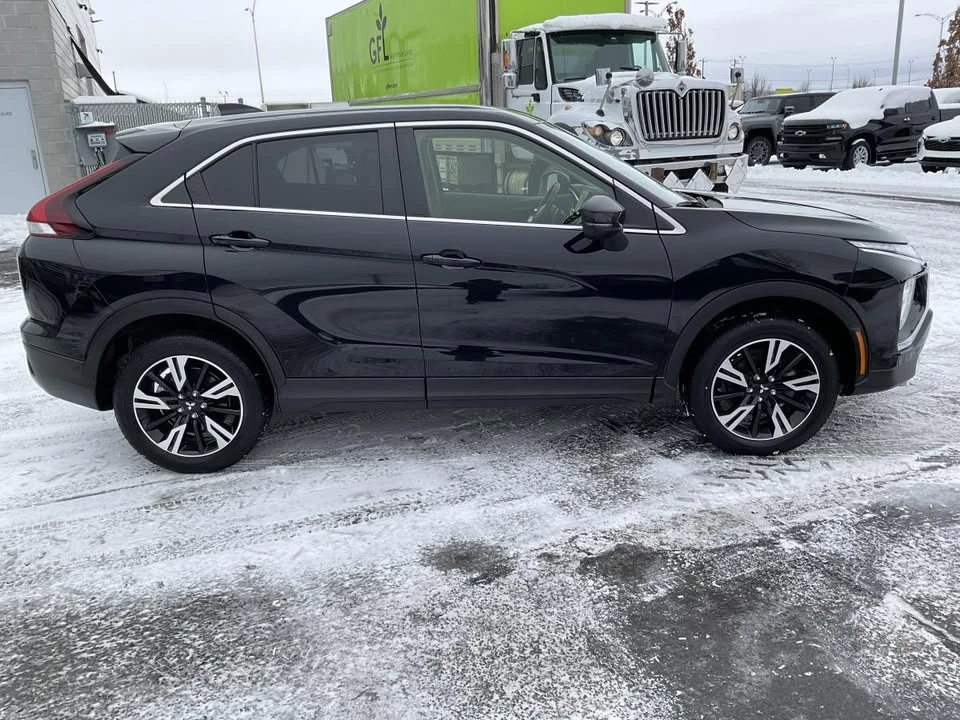 2024 Mitsubishi Eclipse Cross - Image 4 of 10