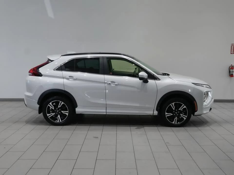 2024 Mitsubishi Eclipse Cross - Image 6 of 10