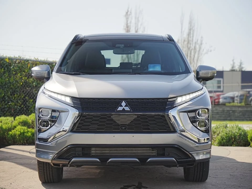 2024 Mitsubishi Eclipse Cross - Image 2 of 20