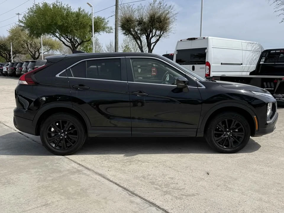 2024 Mitsubishi Eclipse Cross - Image 4 of 9