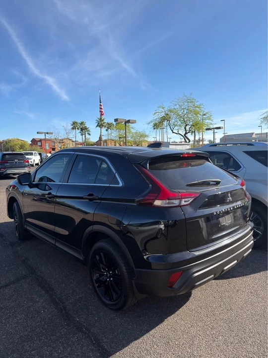 2024 Mitsubishi Eclipse Cross - Image 3 of 4