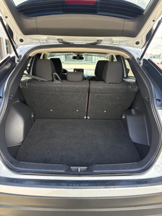2024 Mitsubishi Eclipse Cross - Image 9 of 11