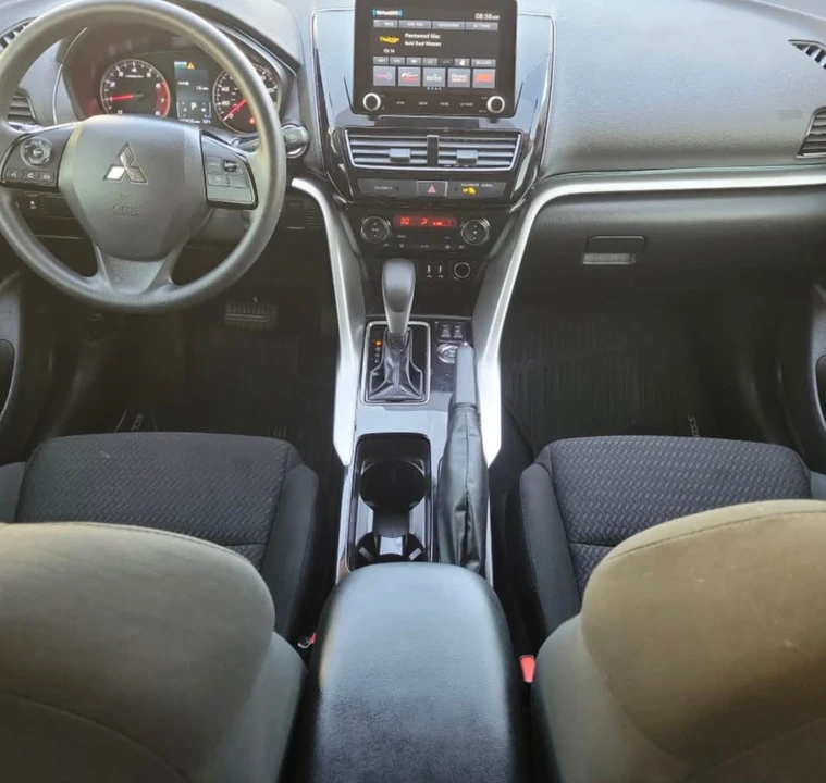 2024 Mitsubishi Eclipse Cross - Image 5 of 7