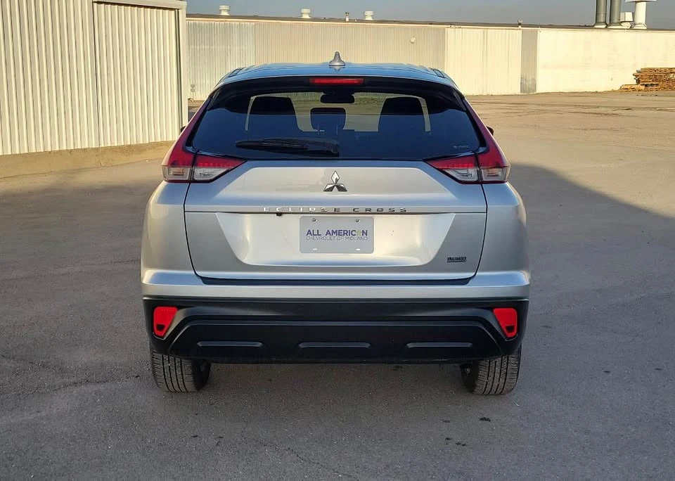 2024 Mitsubishi Eclipse Cross - Image 4 of 7