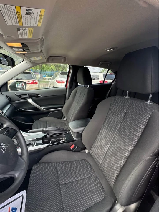 2024 Mitsubishi Eclipse Cross - Image 4 of 16