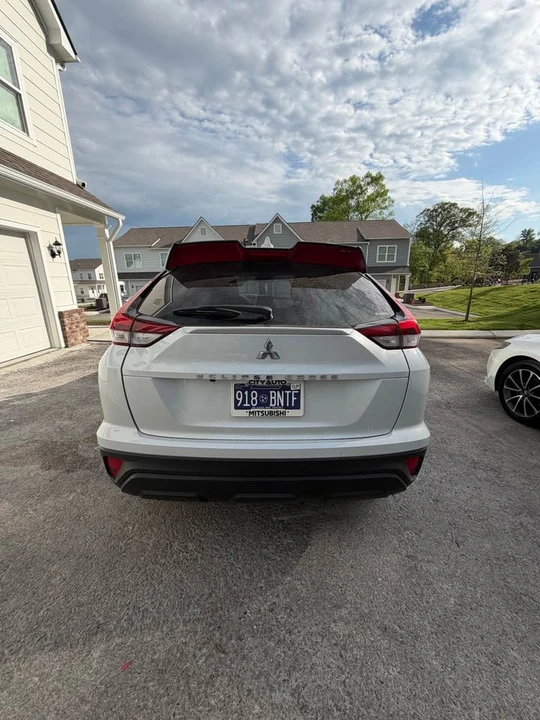 2024 Mitsubishi Eclipse Cross - Image 2 of 15