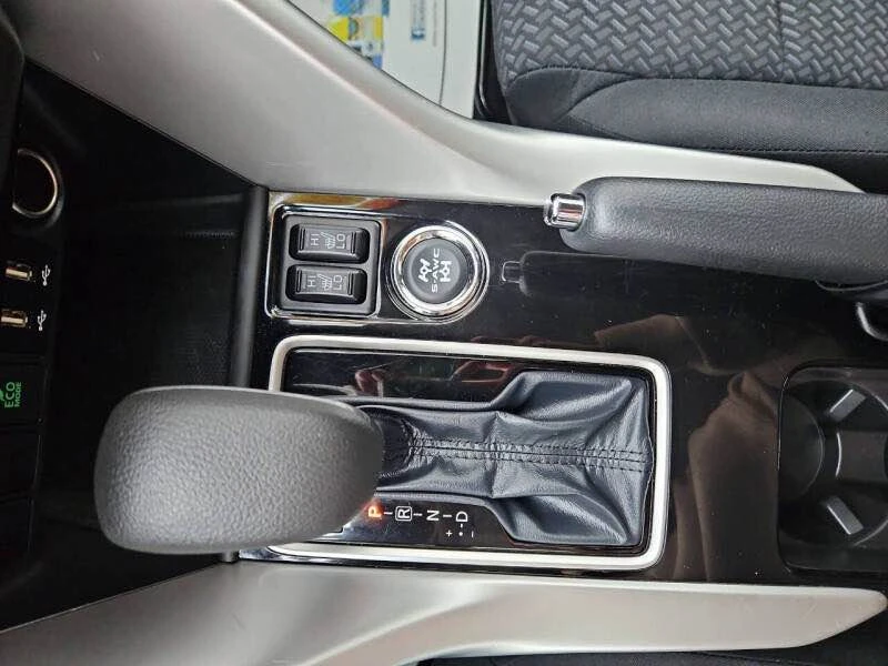 2024 Mitsubishi Eclipse Cross - Image 18 of 19
