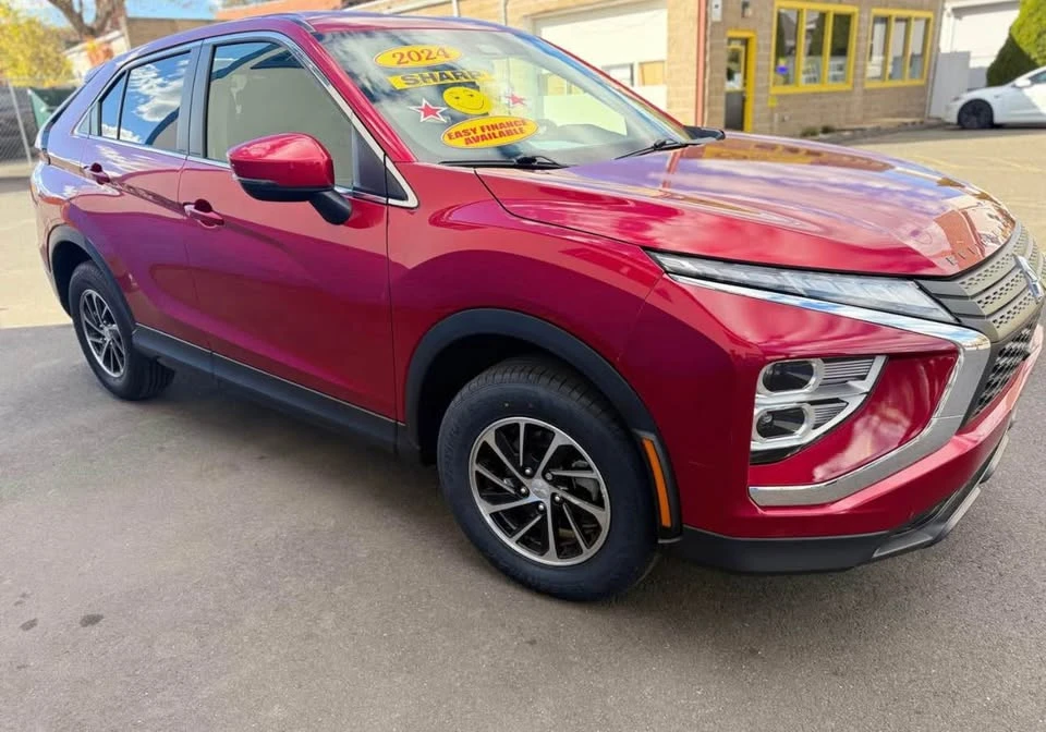 2024 Mitsubishi Eclipse Cross - Image 2 of 13