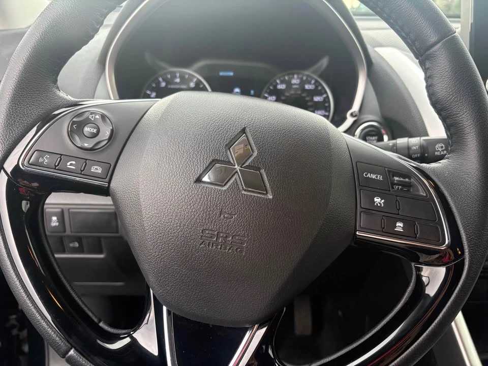 2024 Mitsubishi Eclipse Cross - Image 6 of 13