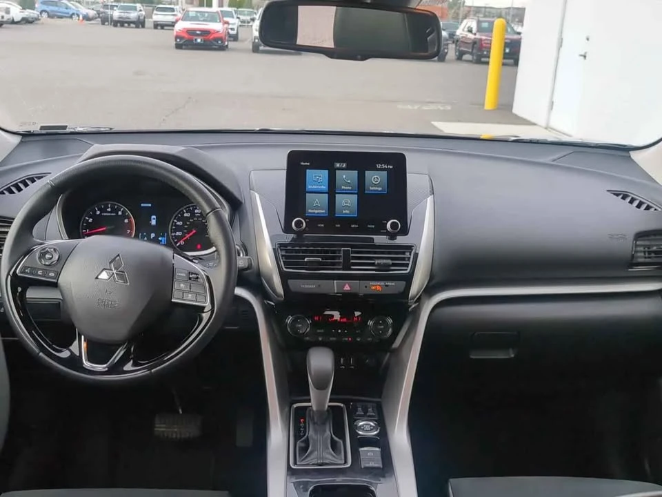 2024 Mitsubishi Eclipse Cross - Image 7 of 15
