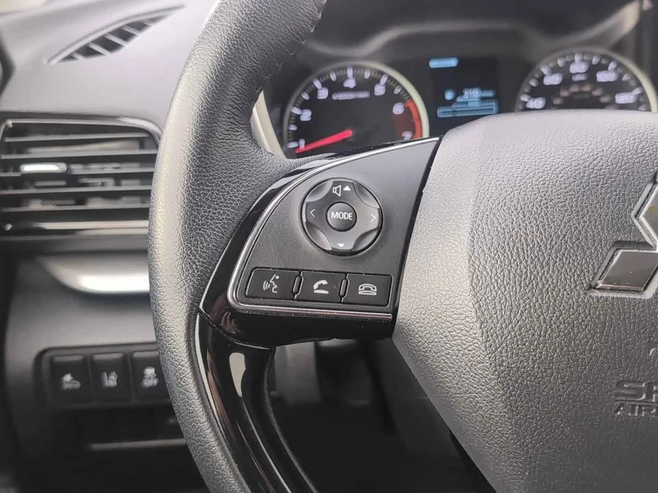 2024 Mitsubishi Eclipse Cross - Image 15 of 15