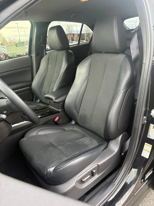 2024 Mitsubishi Eclipse Cross - Image 5 of 13