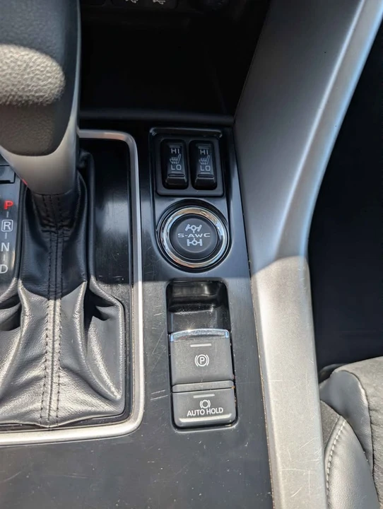 2024 Mitsubishi Eclipse Cross - Image 12 of 18