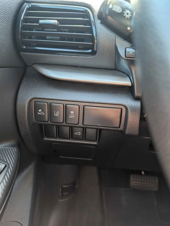 2024 Mitsubishi Eclipse Cross - Image 13 of 18