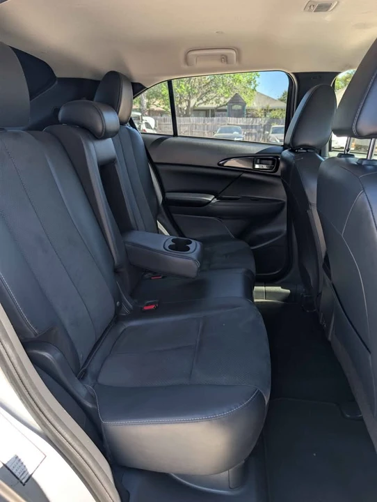 2024 Mitsubishi Eclipse Cross - Image 9 of 18