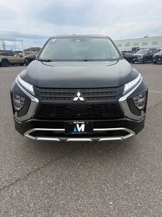 2024 Mitsubishi Eclipse Cross - Image 2 of 13
