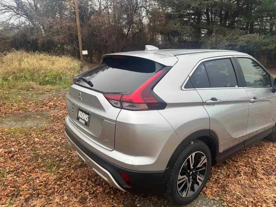 2024 Mitsubishi Eclipse Cross - Image 4 of 18