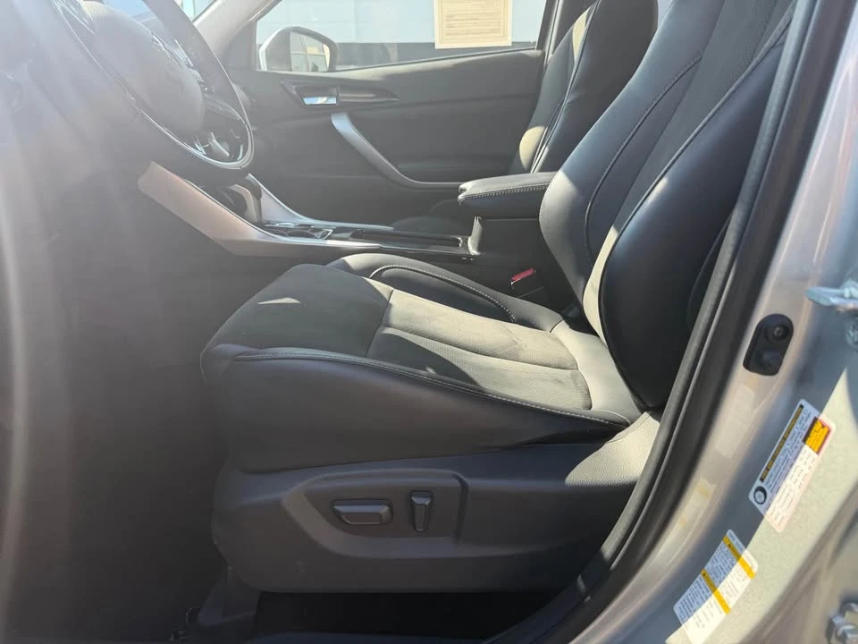 2024 Mitsubishi Eclipse Cross - Image 7 of 12