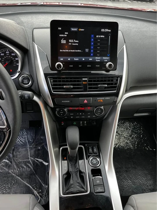 2024 Mitsubishi Eclipse Cross - Image 11 of 12