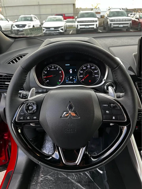 2024 Mitsubishi Eclipse Cross - Image 10 of 12