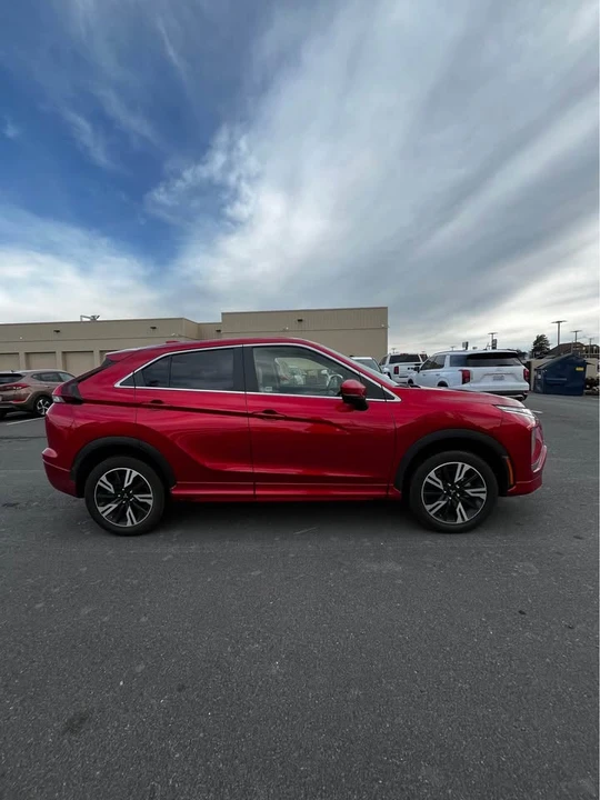 2024 Mitsubishi Eclipse Cross - Image 3 of 12