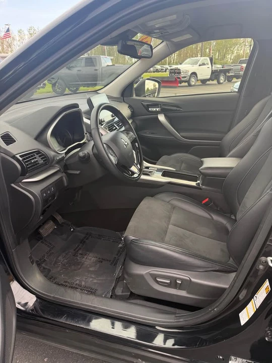 2024 Mitsubishi Eclipse Cross - Image 12 of 16