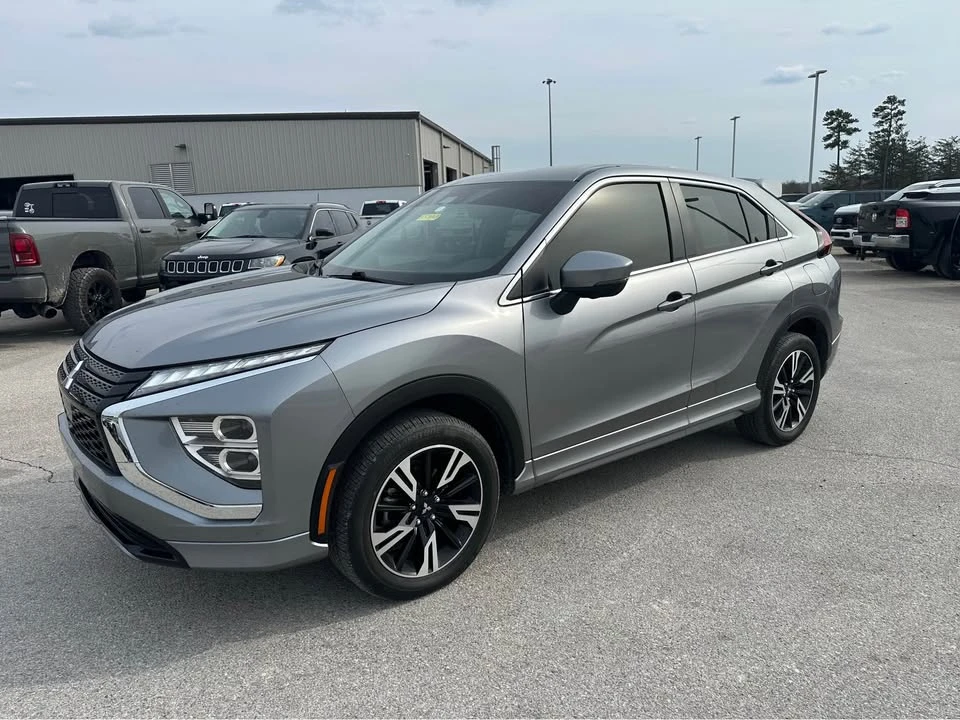 2024 Mitsubishi Eclipse Cross - Image 2 of 15