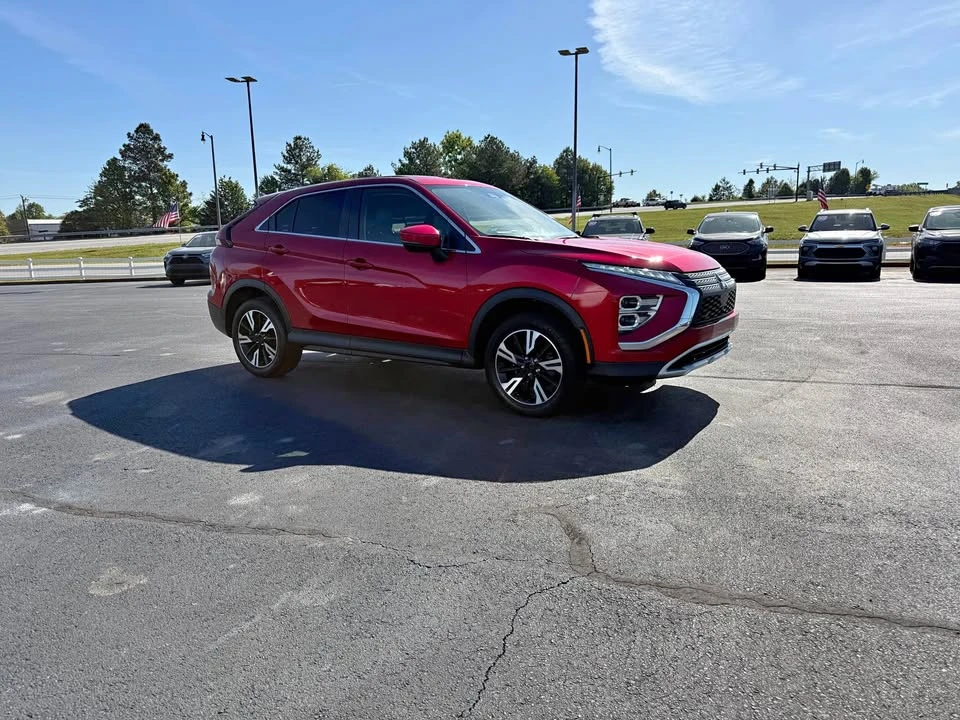 2024 Mitsubishi Eclipse Cross - Image 2 of 10
