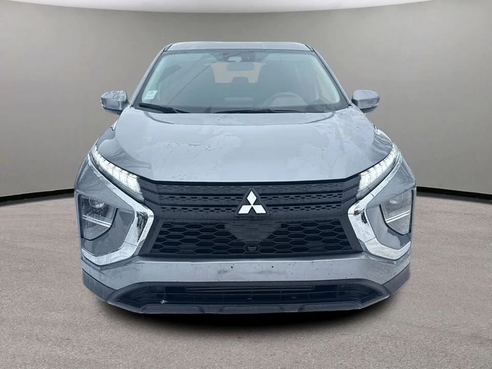 2024 Mitsubishi Eclipse Cross - Image 2 of 18