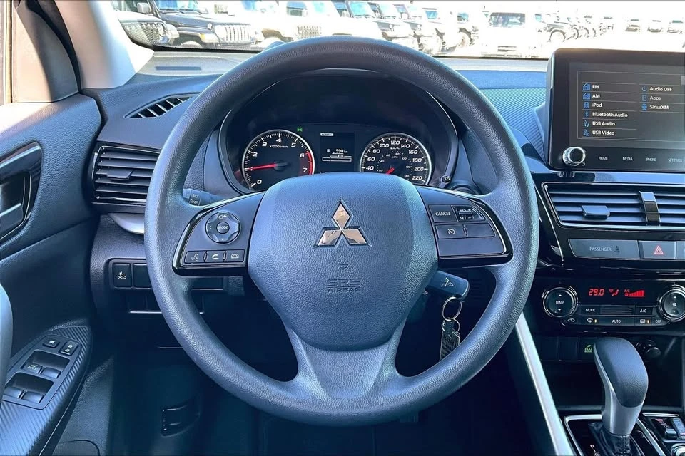 2024 Mitsubishi Eclipse Cross - Image 9 of 18