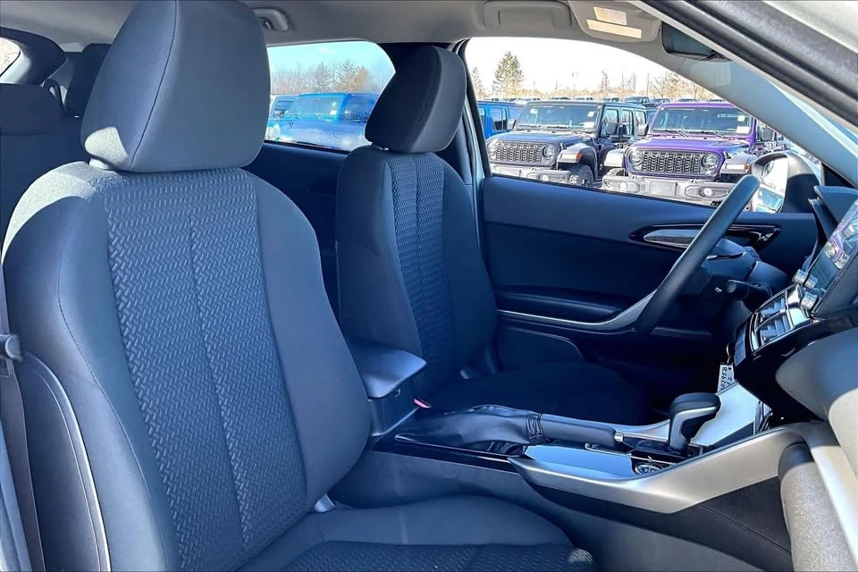 2024 Mitsubishi Eclipse Cross - Image 15 of 18
