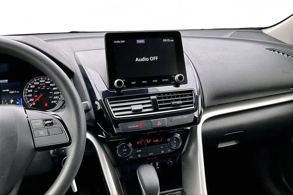2024 Mitsubishi Eclipse Cross - Image 5 of 20