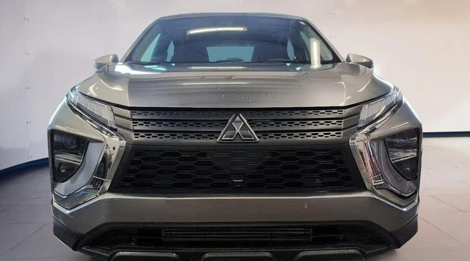 2024 Mitsubishi Eclipse Cross - Image 2 of 19