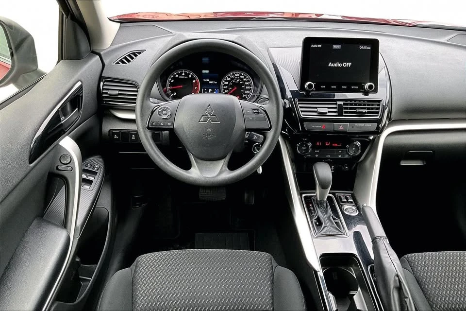 2024 Mitsubishi Eclipse Cross - Image 3 of 20