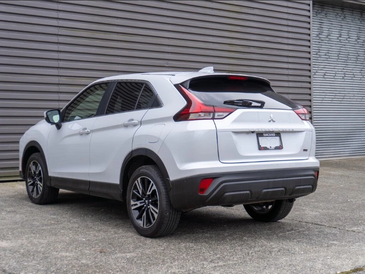 2024 Mitsubishi Eclipse Cross - Image 4 of 13