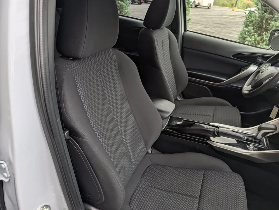 2024 Mitsubishi Eclipse Cross - Image 18 of 20