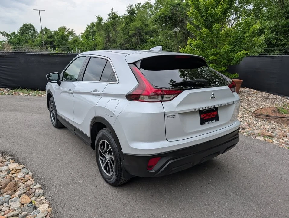 2024 Mitsubishi Eclipse Cross - Image 3 of 20