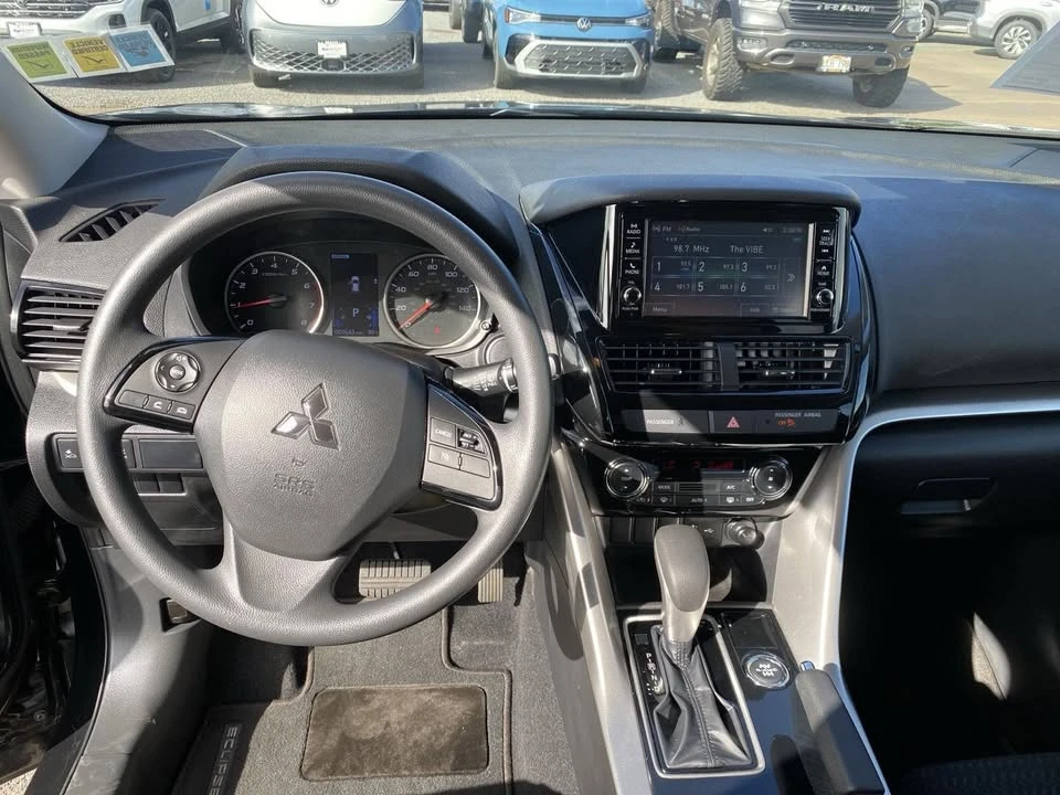 2024 Mitsubishi Eclipse Cross - Image 12 of 13