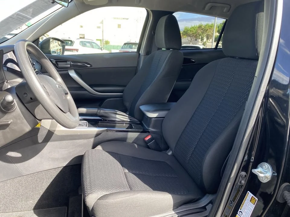 2024 Mitsubishi Eclipse Cross - Image 8 of 13