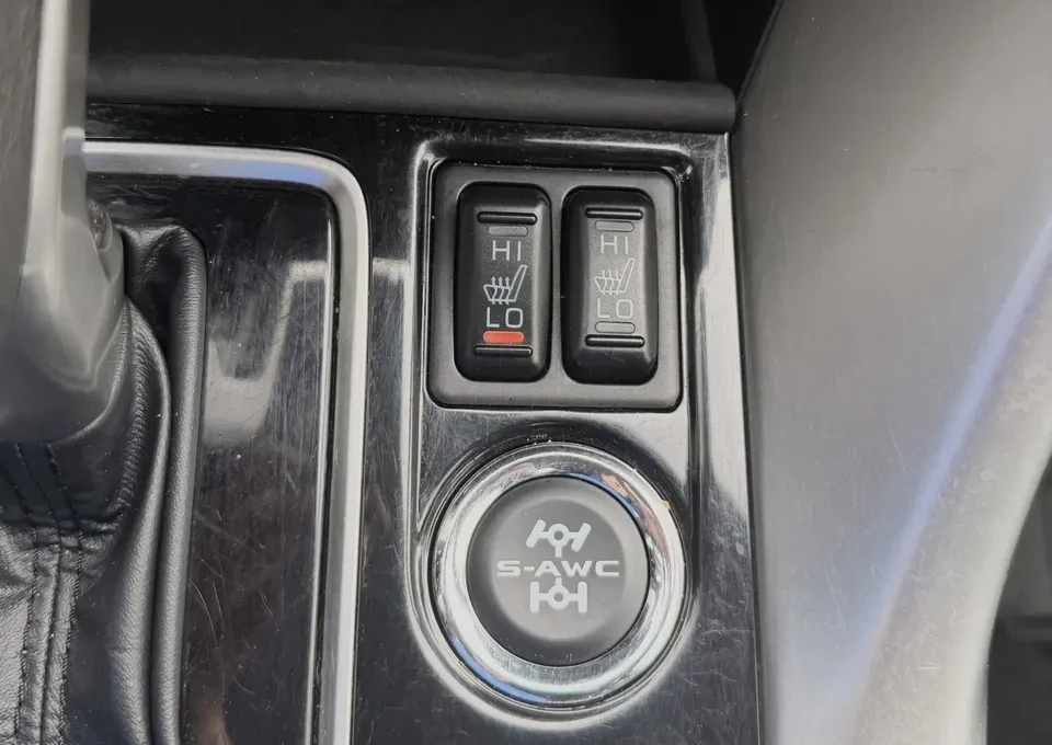 2024 Mitsubishi Eclipse Cross - Image 15 of 18